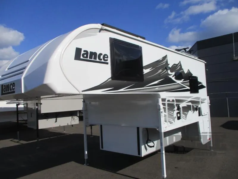 2026 Lance Lance Truck Campers New    825 - Photo 3