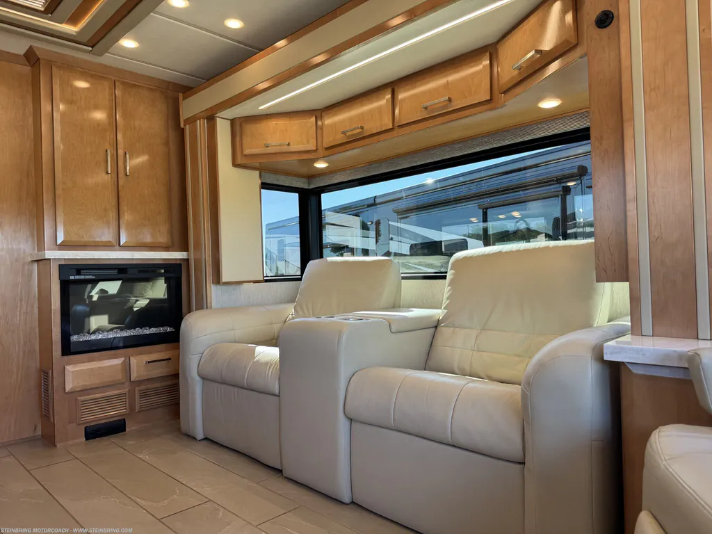2023 Newmar New Aire 3543, Photos photo 2