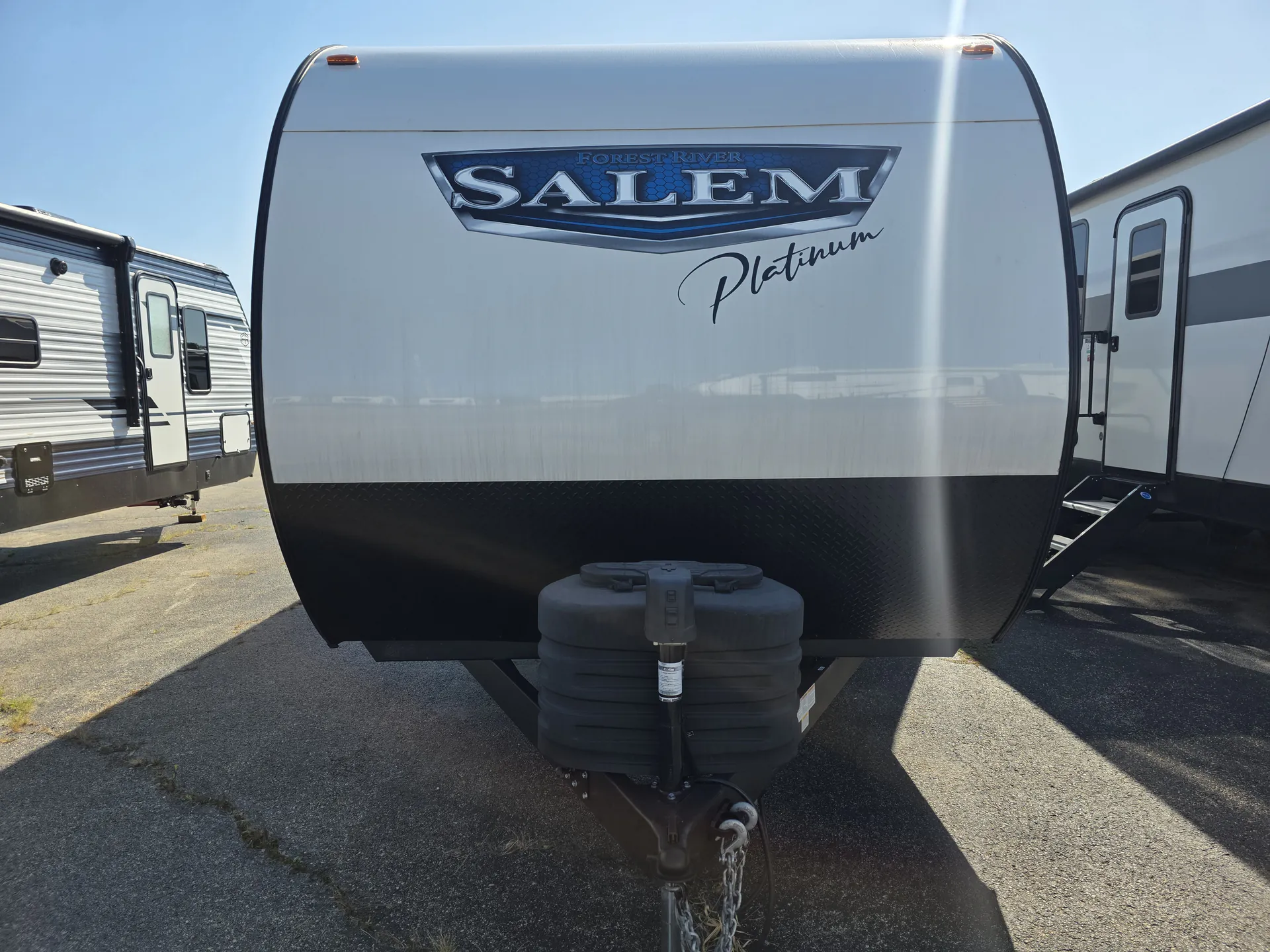 2023 Forest River Salem 32RET dealer photo 3 from Jeff Bright RV Center