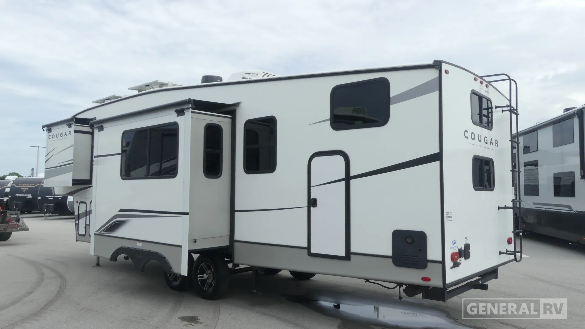 2023 Keystone Cougar Half-Ton 29BHL - Photo 4
