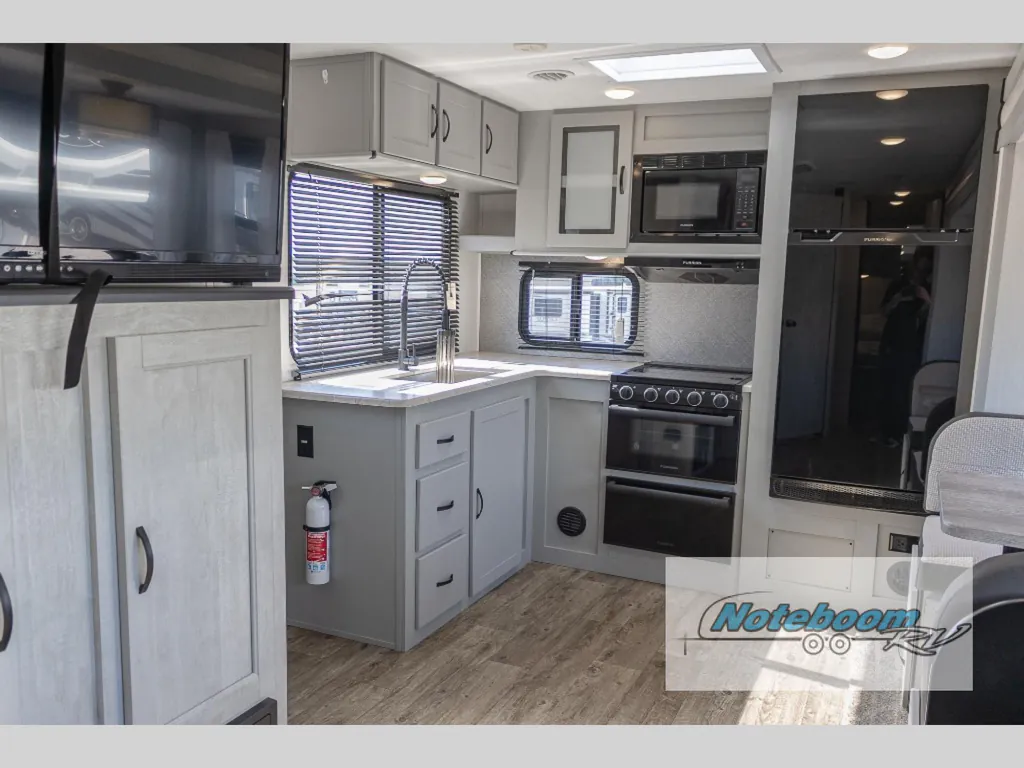 2023 Forest River Vibe 25RK, Photos photo 3