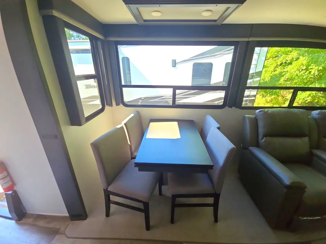 2022 Keystone Montana 3855BR - Photo 4