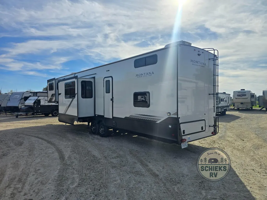 2025 Keystone Montana High Country 377FL, Photos photo 5