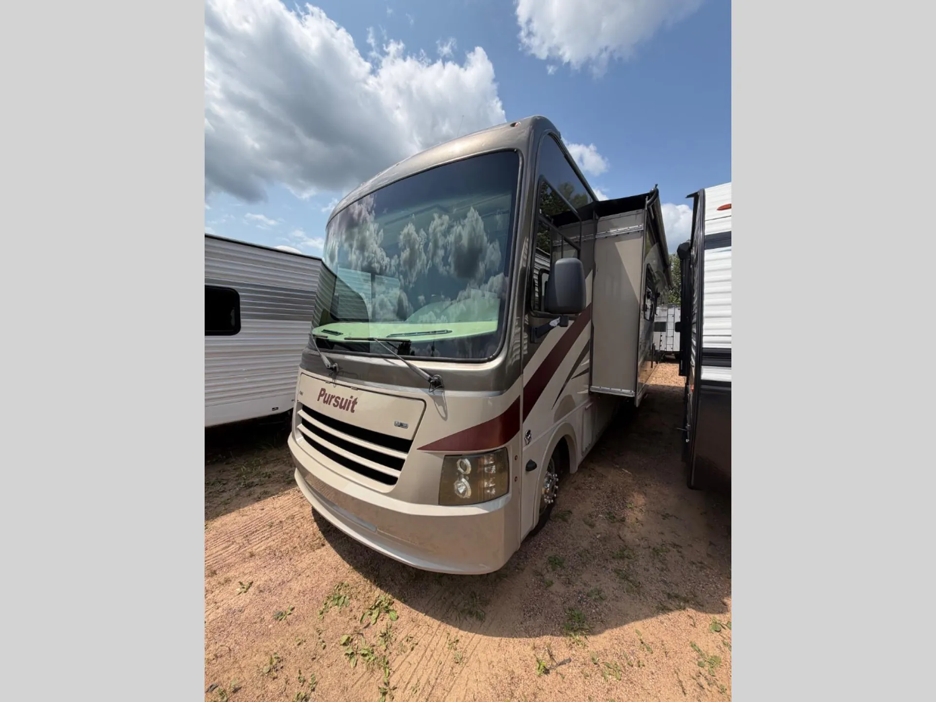 2016 Coachmen Pursuit 30FW - Photo 4