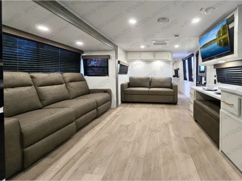 2027 Grand Design Transcend 315RKT - Photo 4