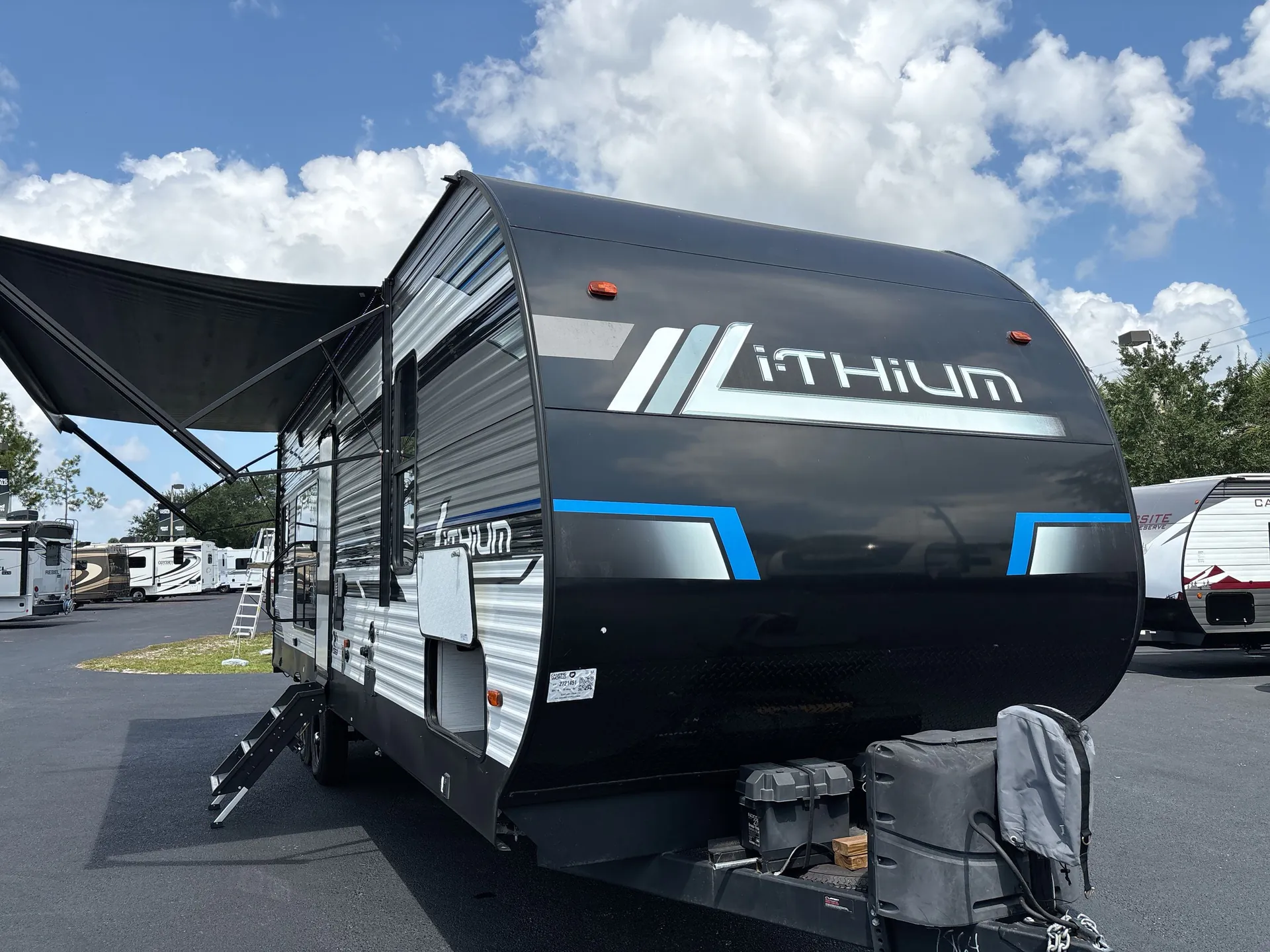 2023 Heartland Lithium LI 2714S - Photo 2