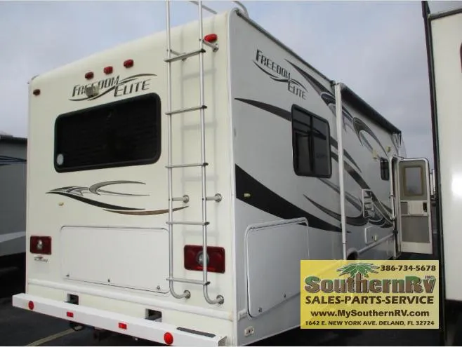 2011 Thor Motor Coach Freedom Elite 28U - Photo 3