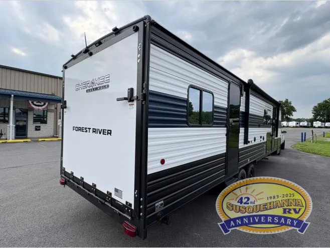 2026 Forest River Cherokee Grey Wolf 27RR - Photo 4