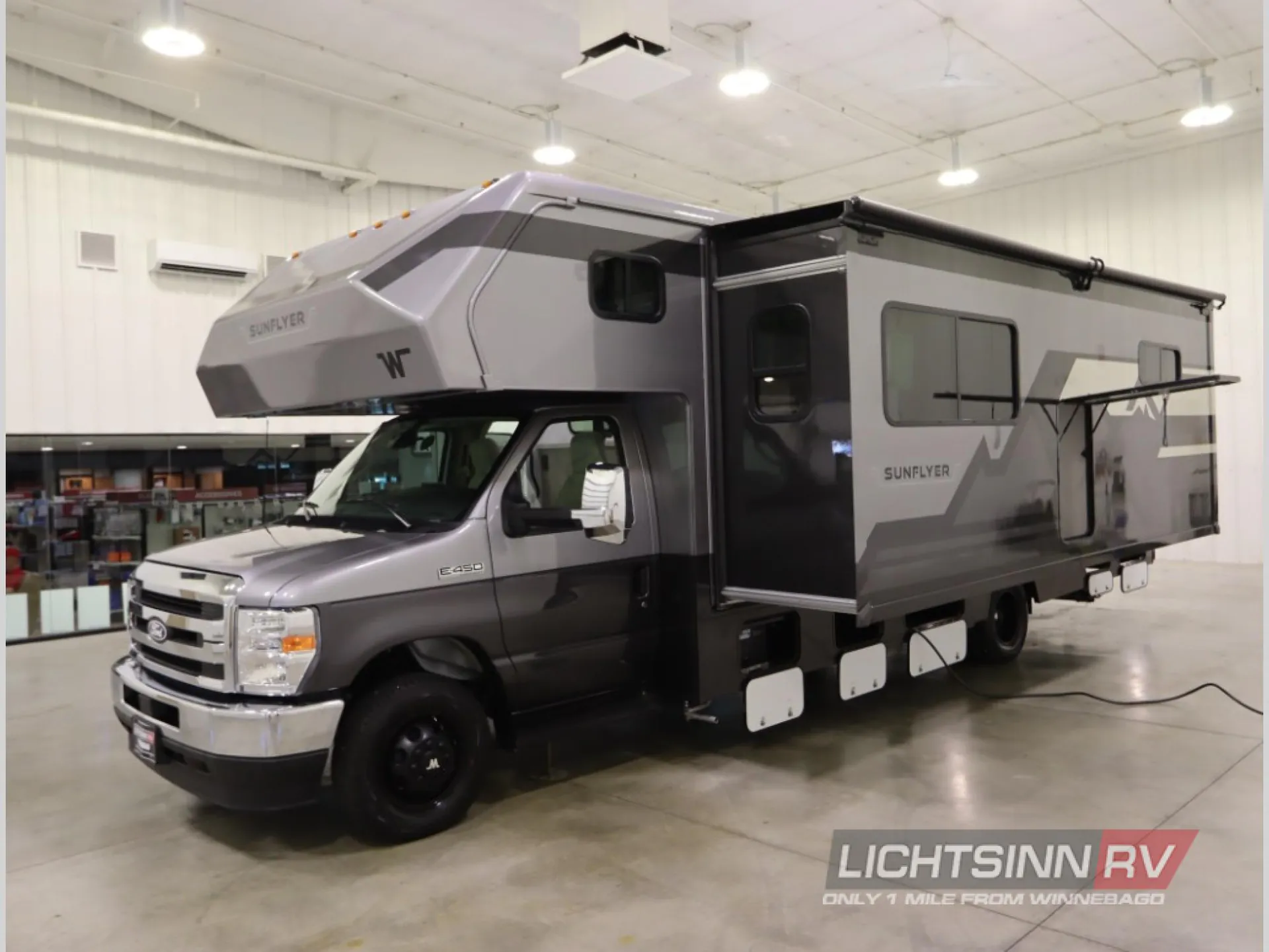 2027 Winnebago Sunflyer 28MB - Photo 4