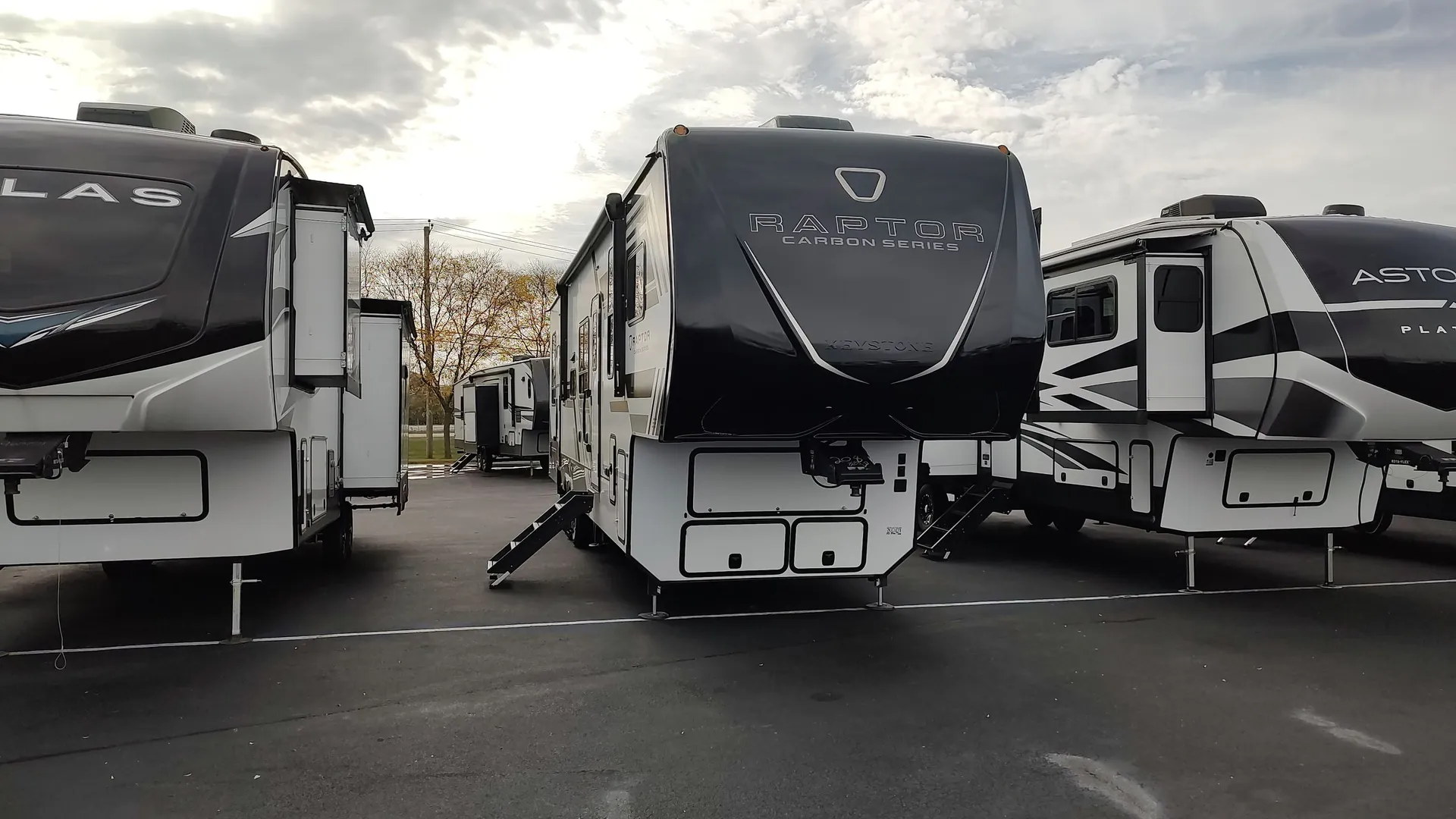 2026 Keystone Carbon 360 - Photo 2