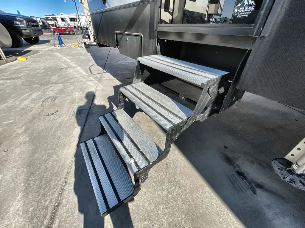 2024 Alliance RV Valor 42V13, Photos photo 31