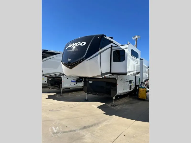 2026 Jayco Pinnacle 32RLTS - Photo 4