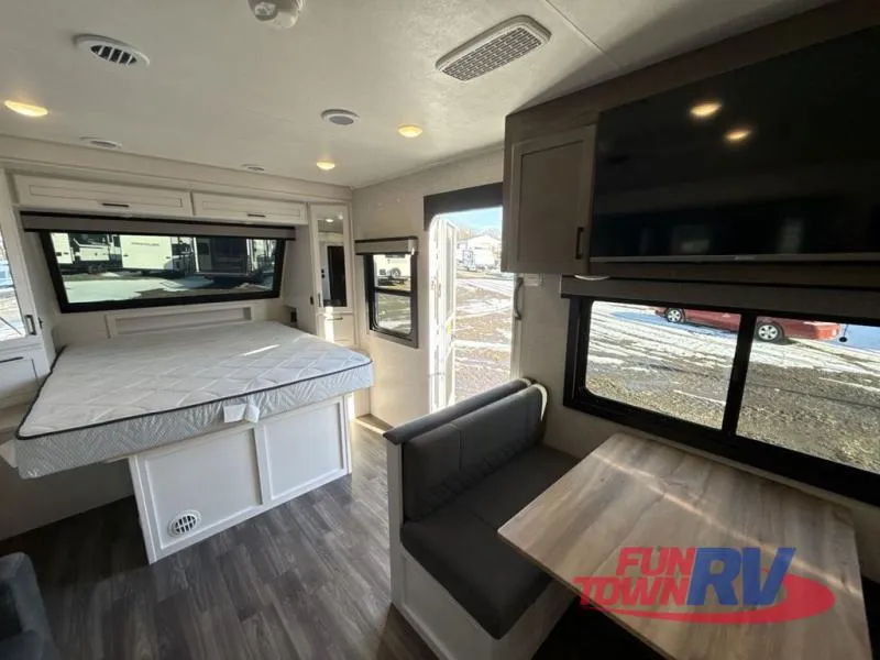 2025 Jayco Eagle 230MLCS - Photo 4