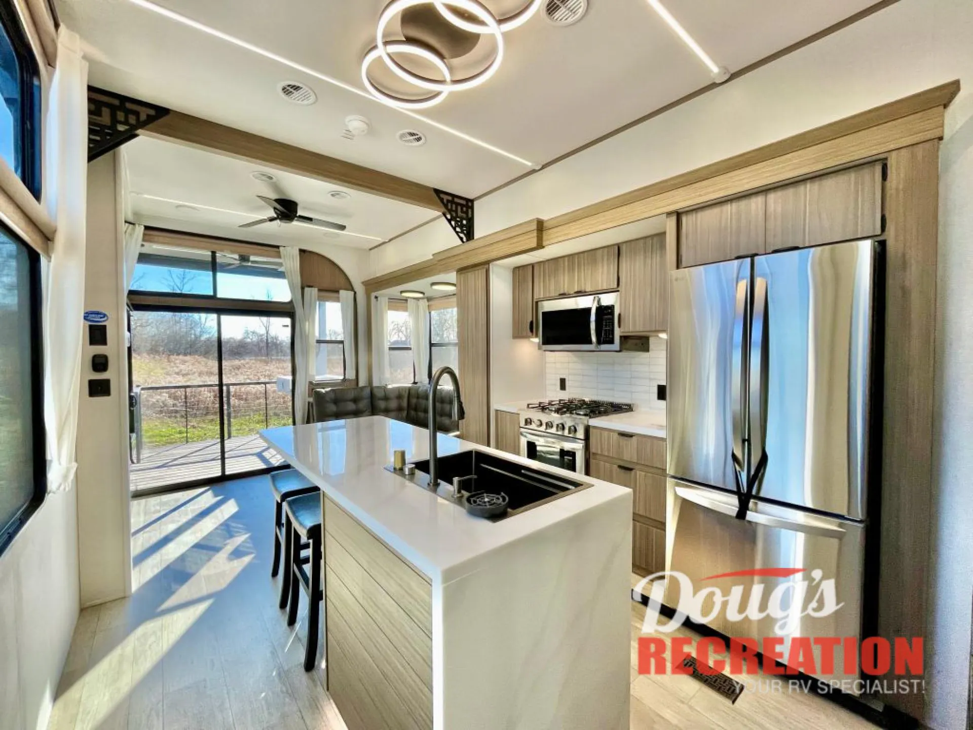 2025 Forest River Salem Grand Villa 42VERANDA — Photo 5