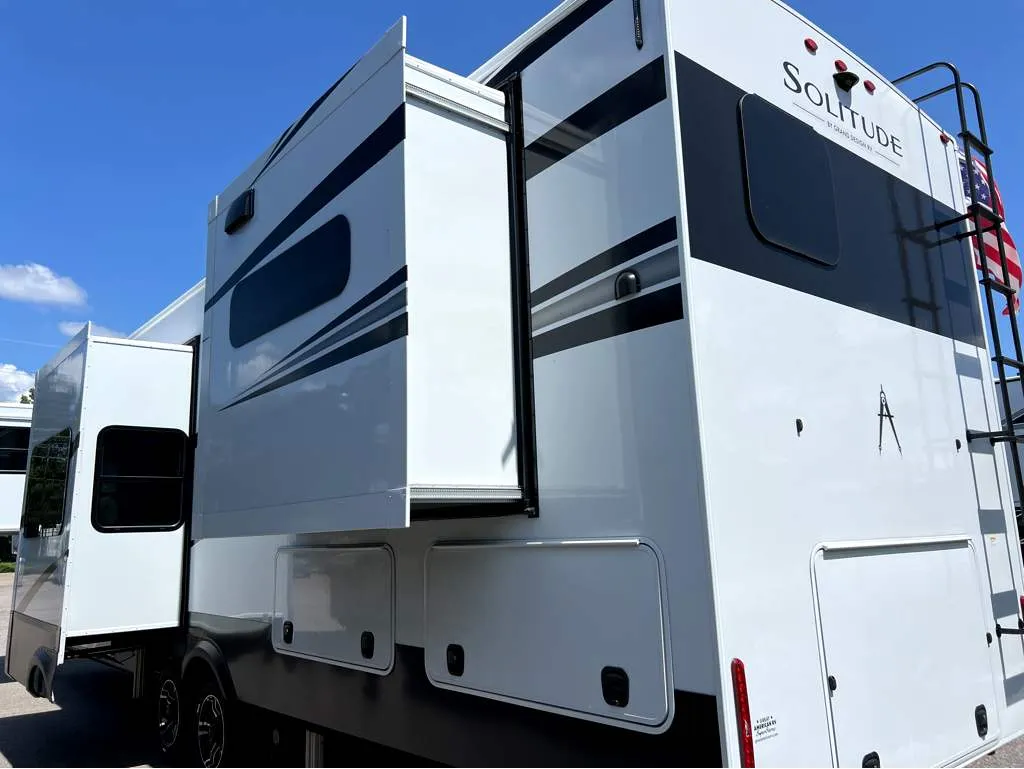 2026 Grand Design Solitude 390RK - Photo 4