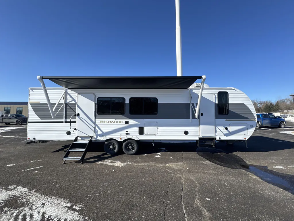 2026 Forest River Wildwood 300ICE, Photos photo 5