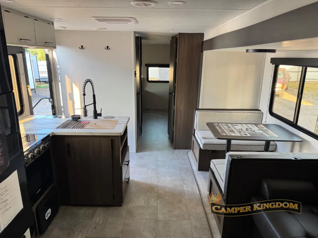 2027 Forest River Tracer 295DB, Photos photo 13