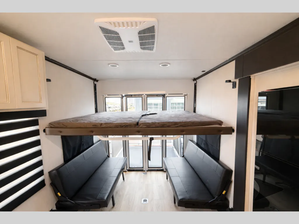 2026 Forest River Vengeance Rogue Armored 26L140, Photos photo 24