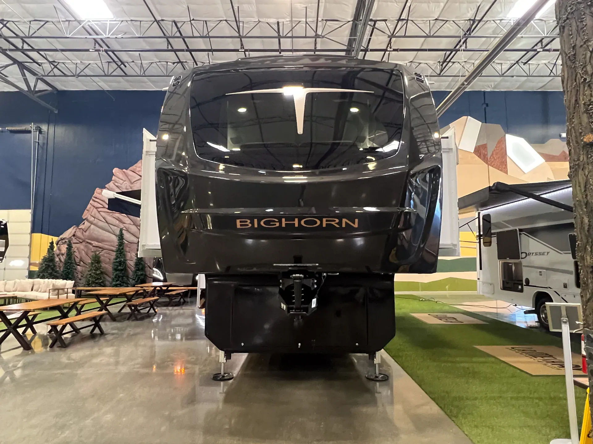 2026 Heartland Bighorn 39FL - Photo 3