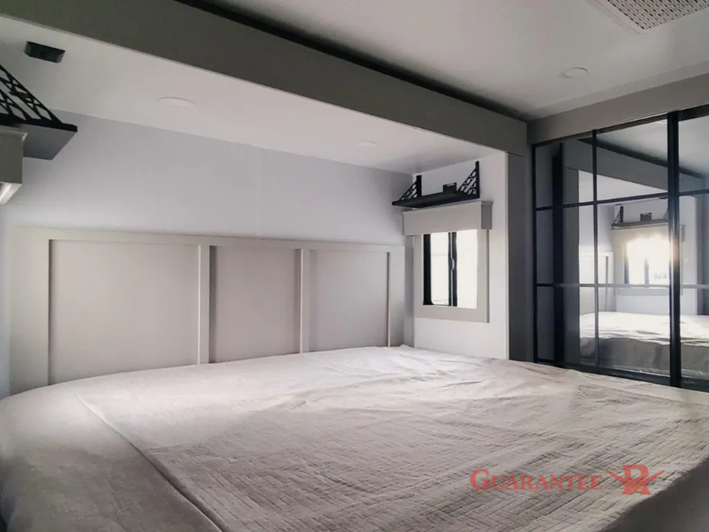 2026 Keystone Montana High Country 385BR, Photos photo 18