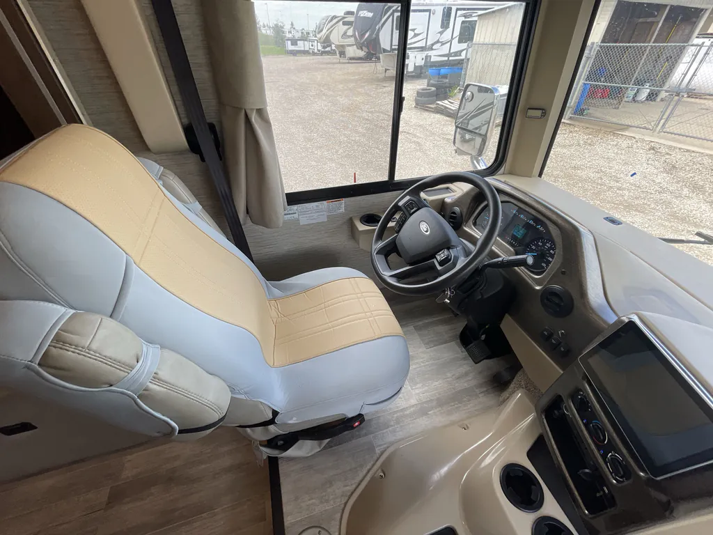 2022 Thor Motor Coach Freedom Traveler A32, Photos photo 20