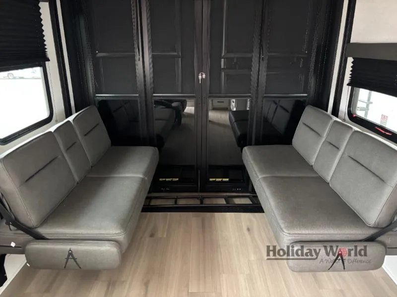 2026 Grand Design Momentum G-Class 27G - Photo 3