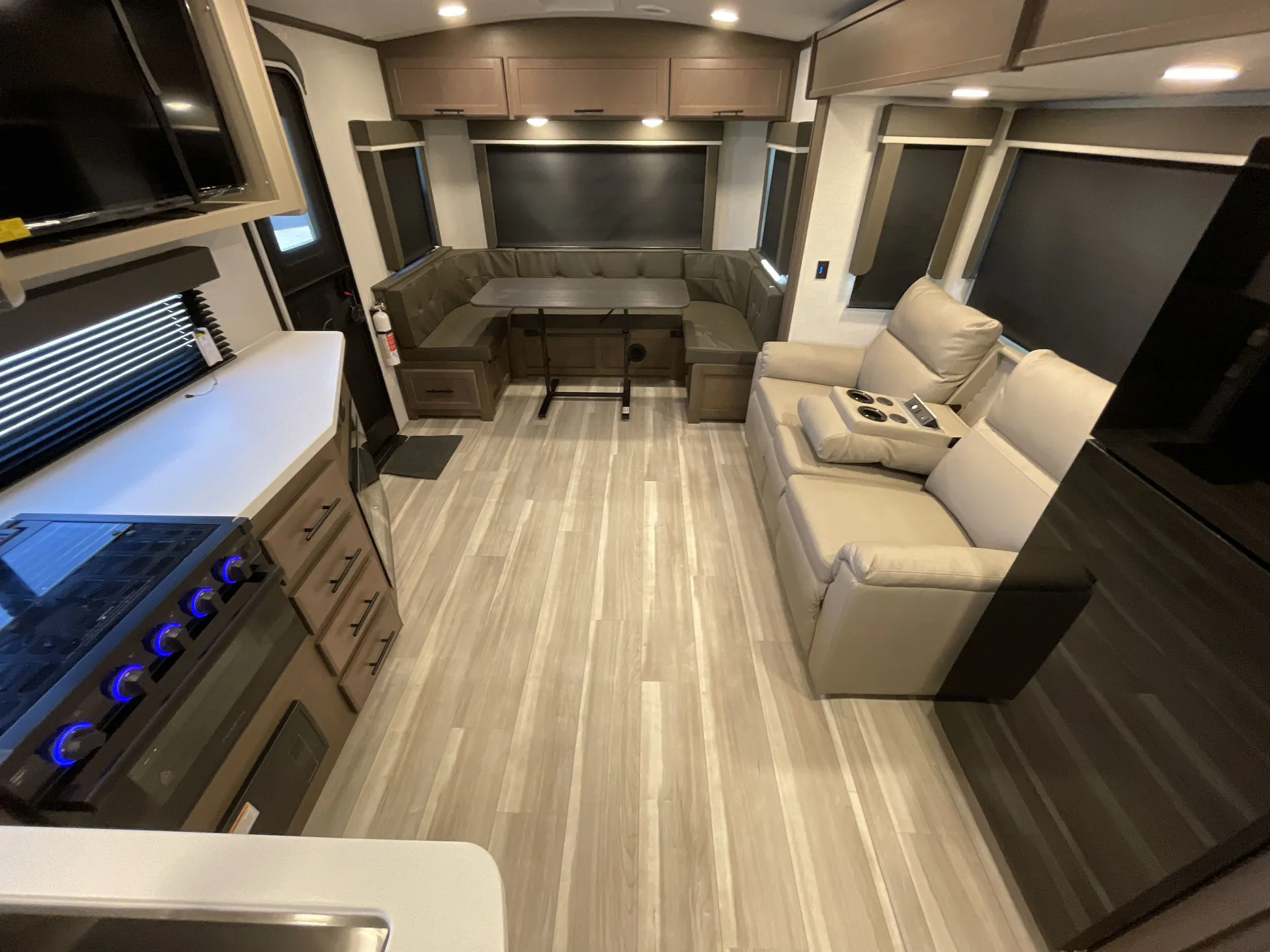 2026 Keystone Cougar 25RDWE — living area main