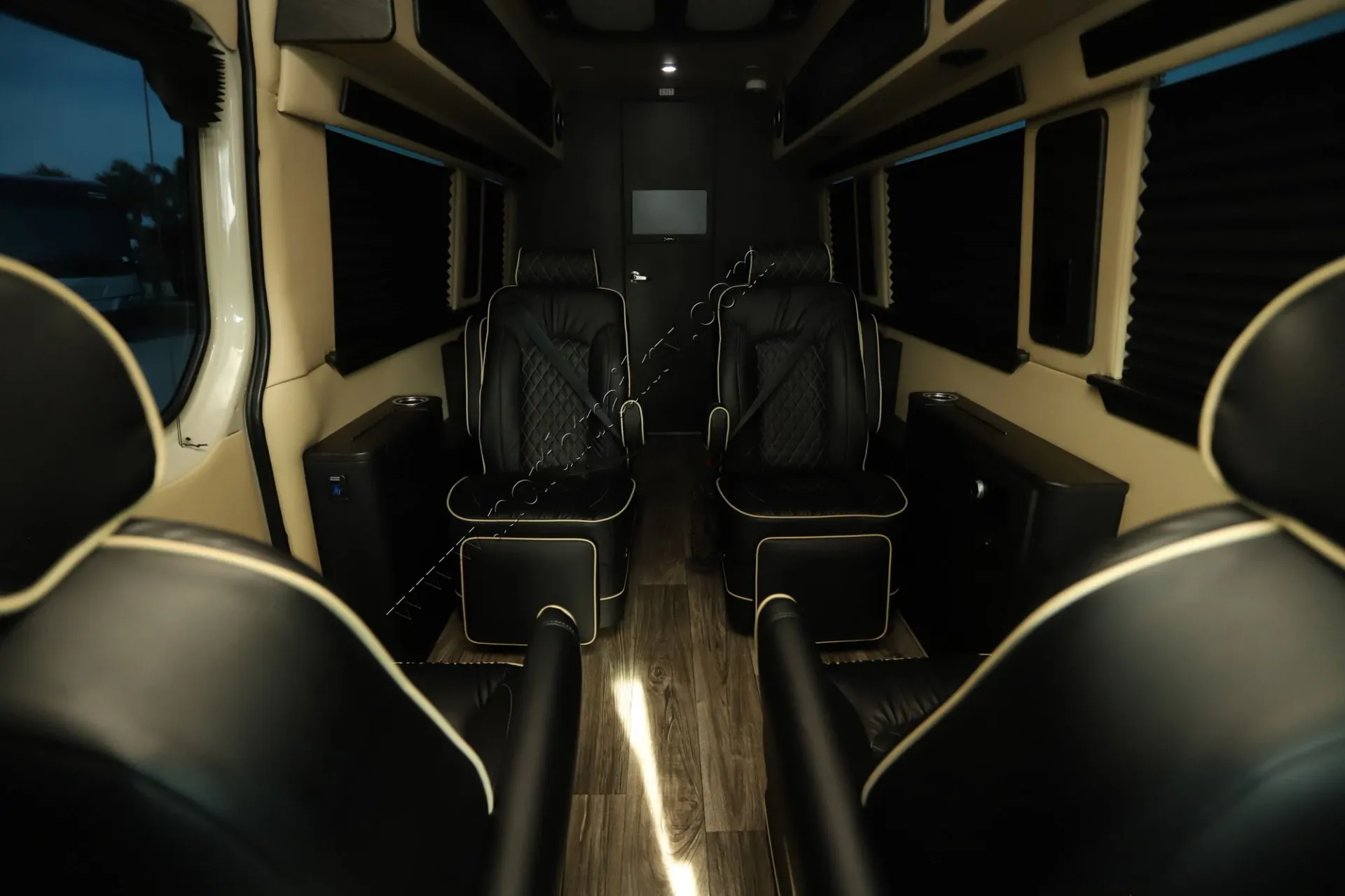 2024 Midwest Luxe Cruiser D6 - Photo 4