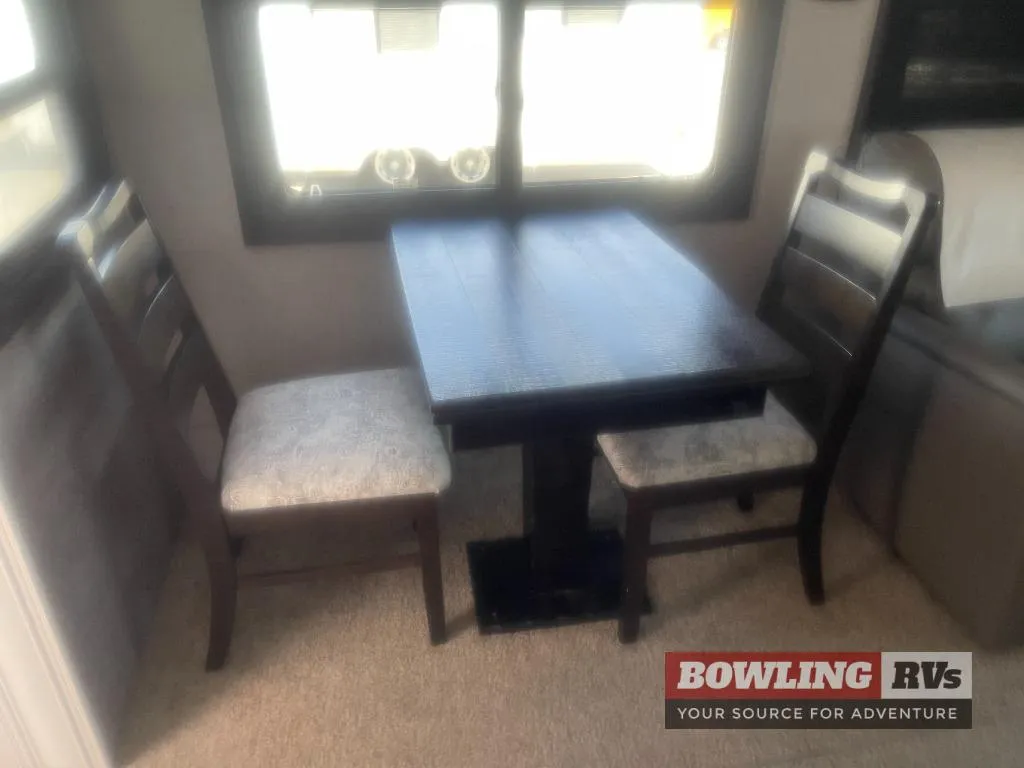 2019 Jayco Eagle 330RSTS - Photo 4