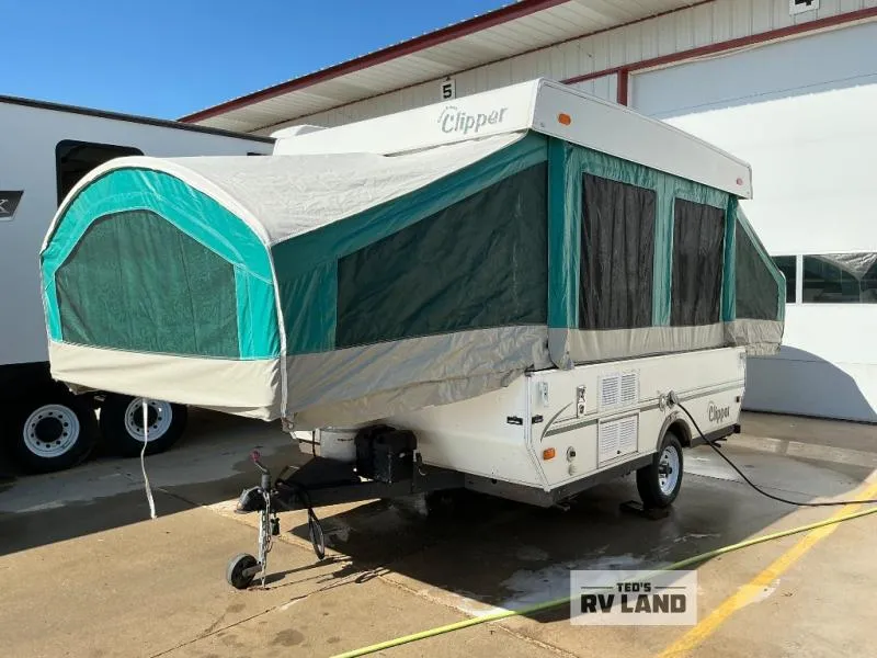 2003 Coachmen RV Clipper Used    107 - Photo 2