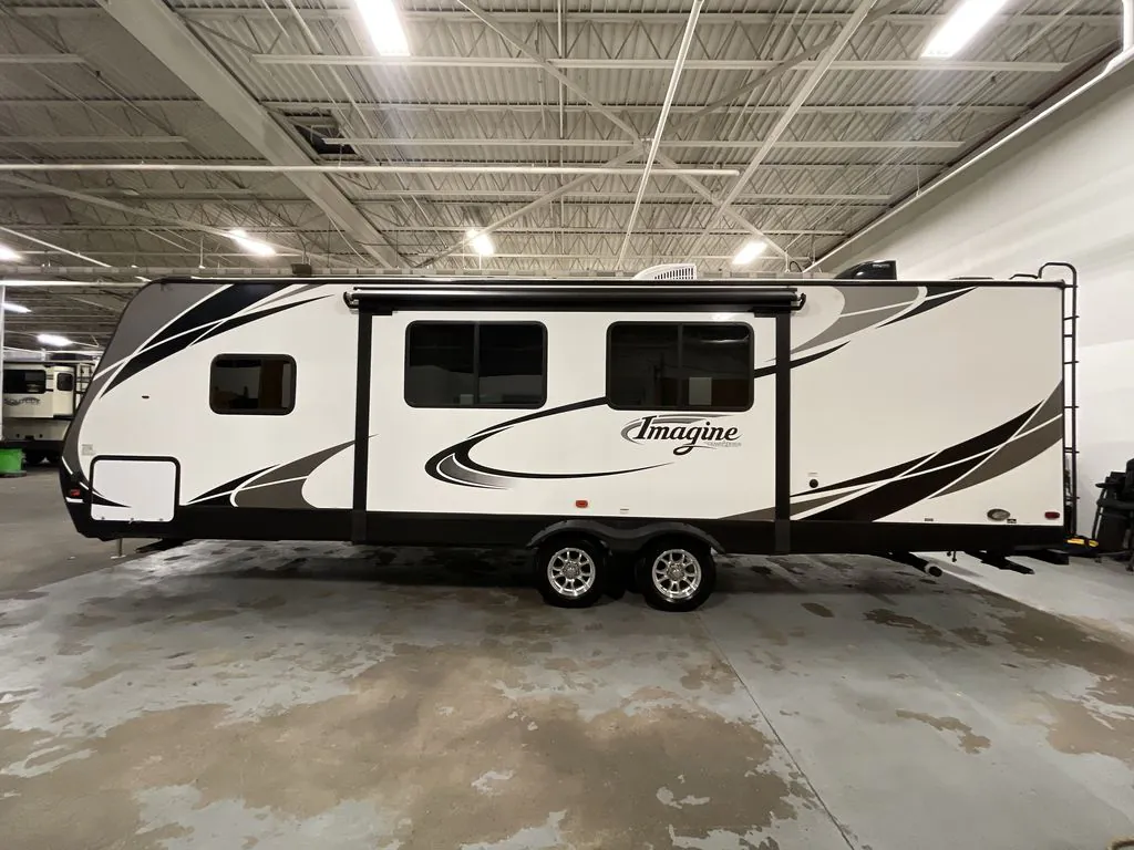 2017 Grand Design Imagine 2800BH, Photos photo 4