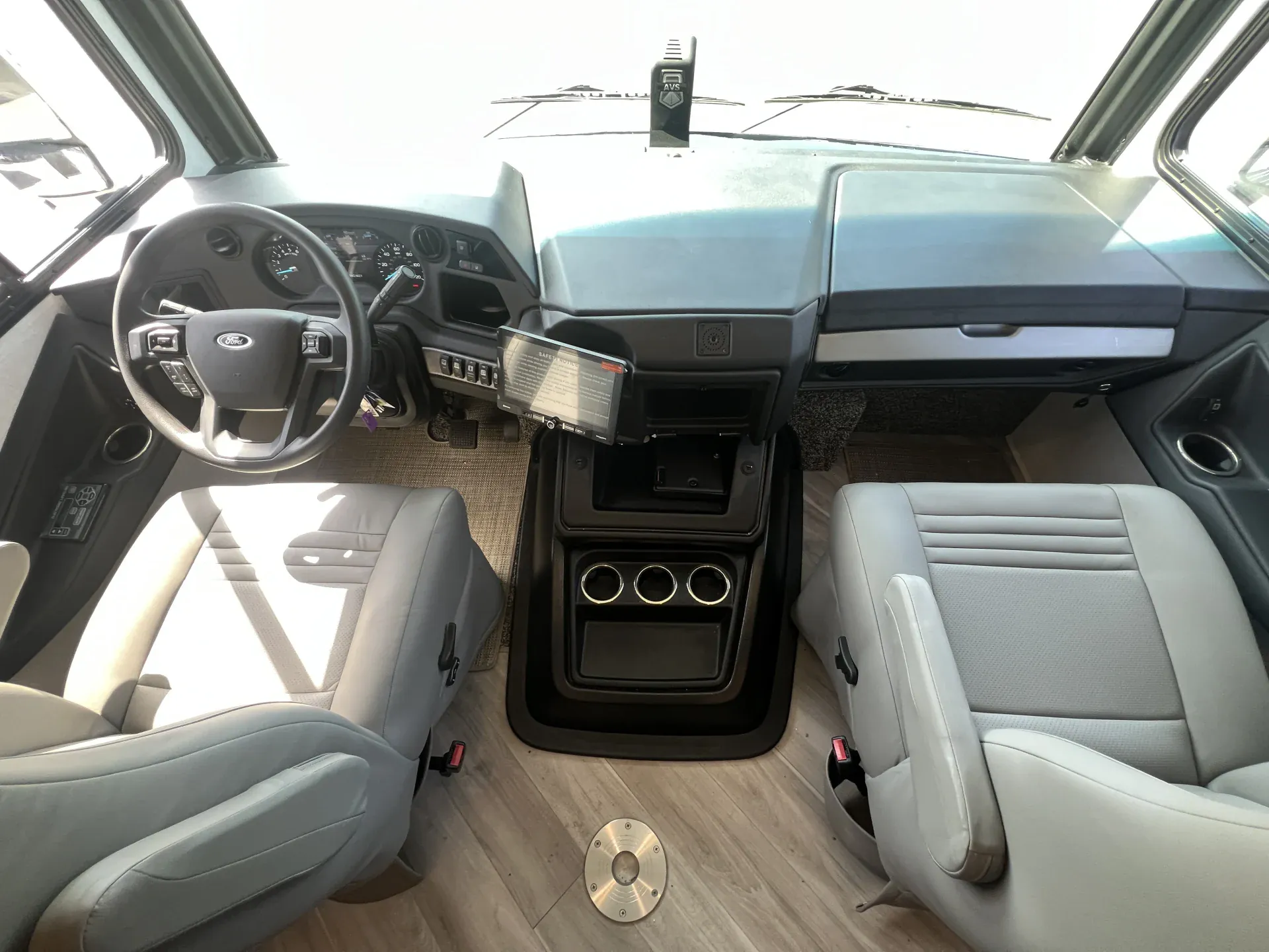 2026 Fleetwood Bounder 36F - Photo 3