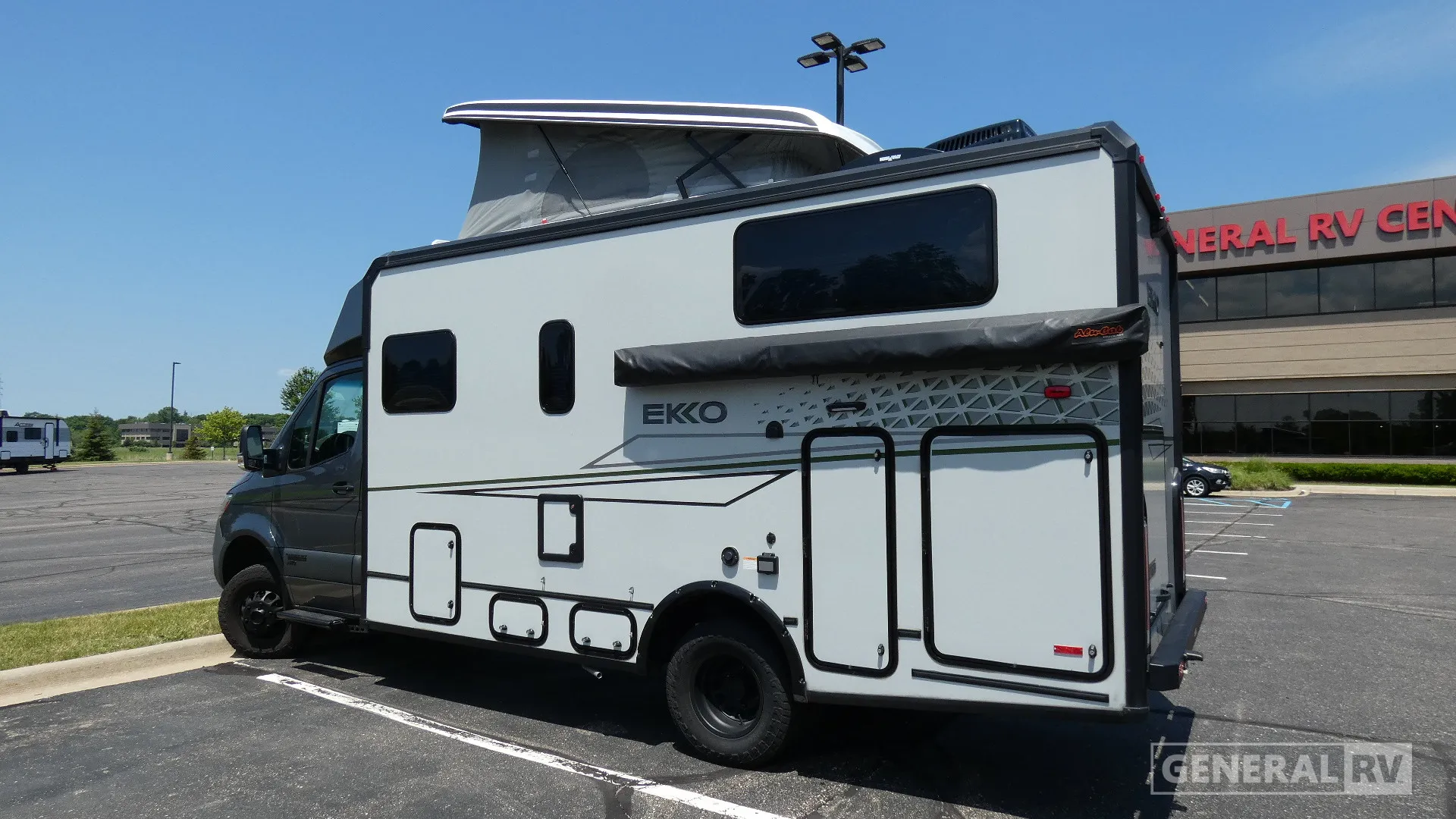 2025 Winnebago EKKO 23B - Photo 4