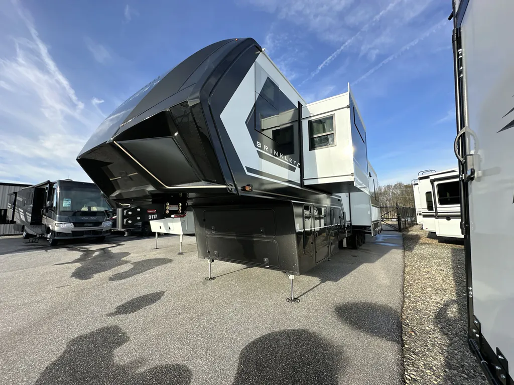 2026 Brinkley Model G 4150, Photos photo 3