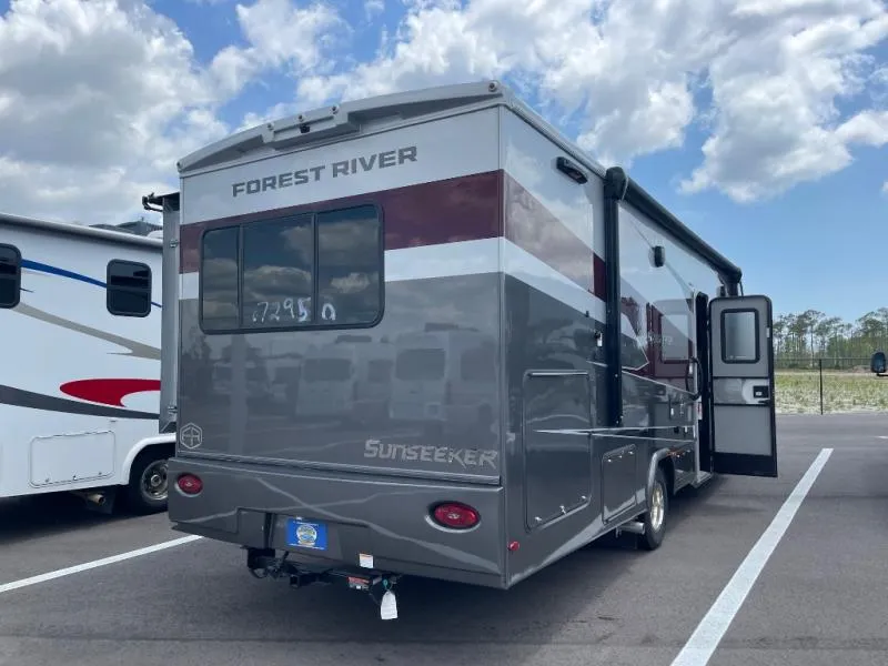 2025 Forest River Sunseeker 3050S — Photo 6