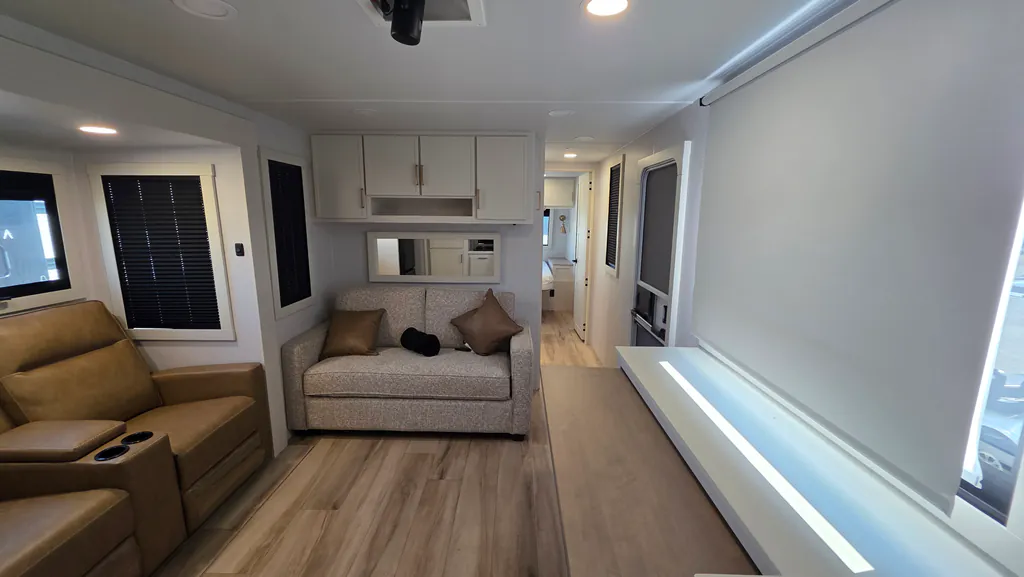 2025 Brinkley Model I 275, Photos photo 8