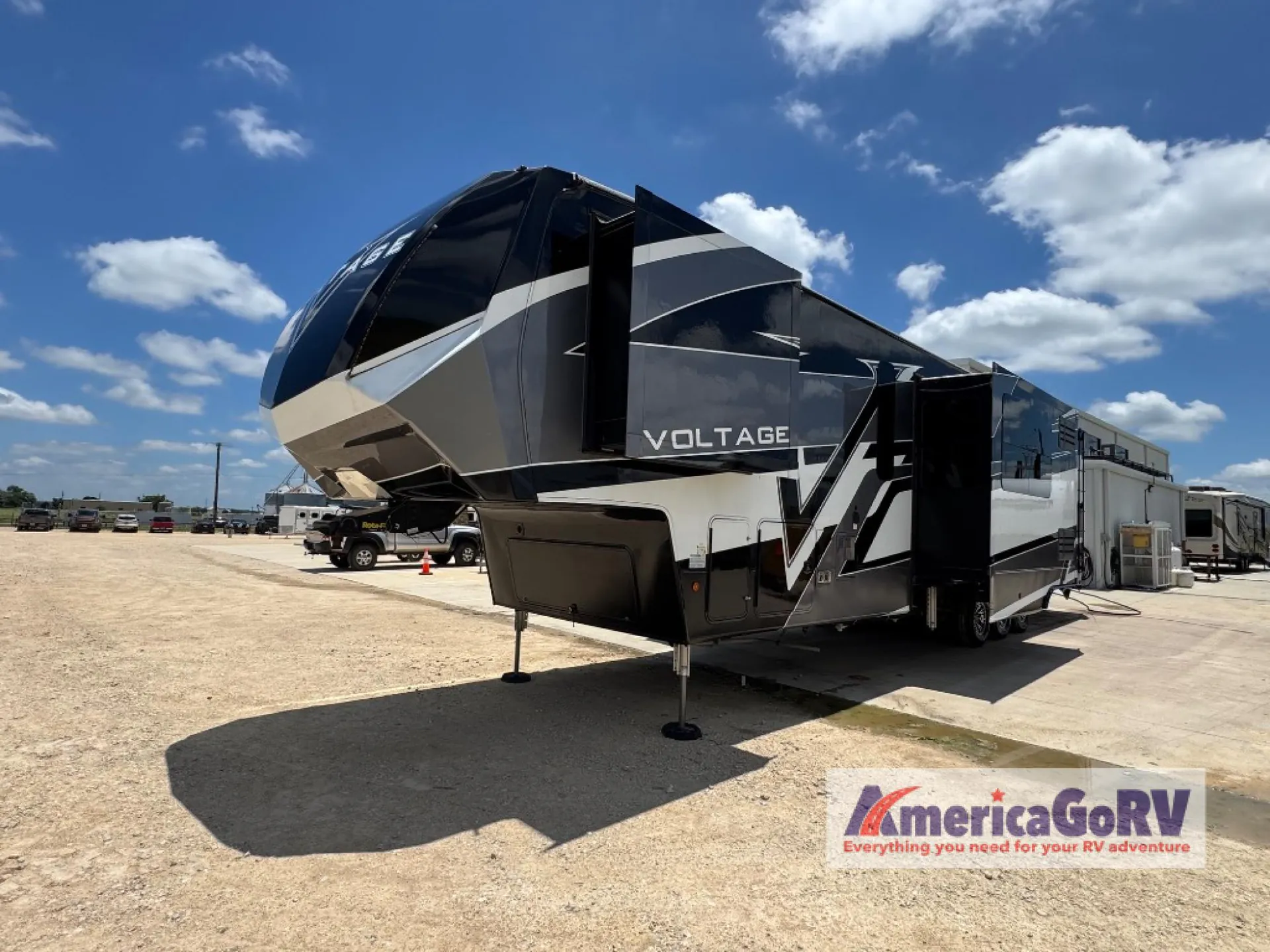 2021 Dutchmen Voltage 4145 dealer photo 1 from America Go RV