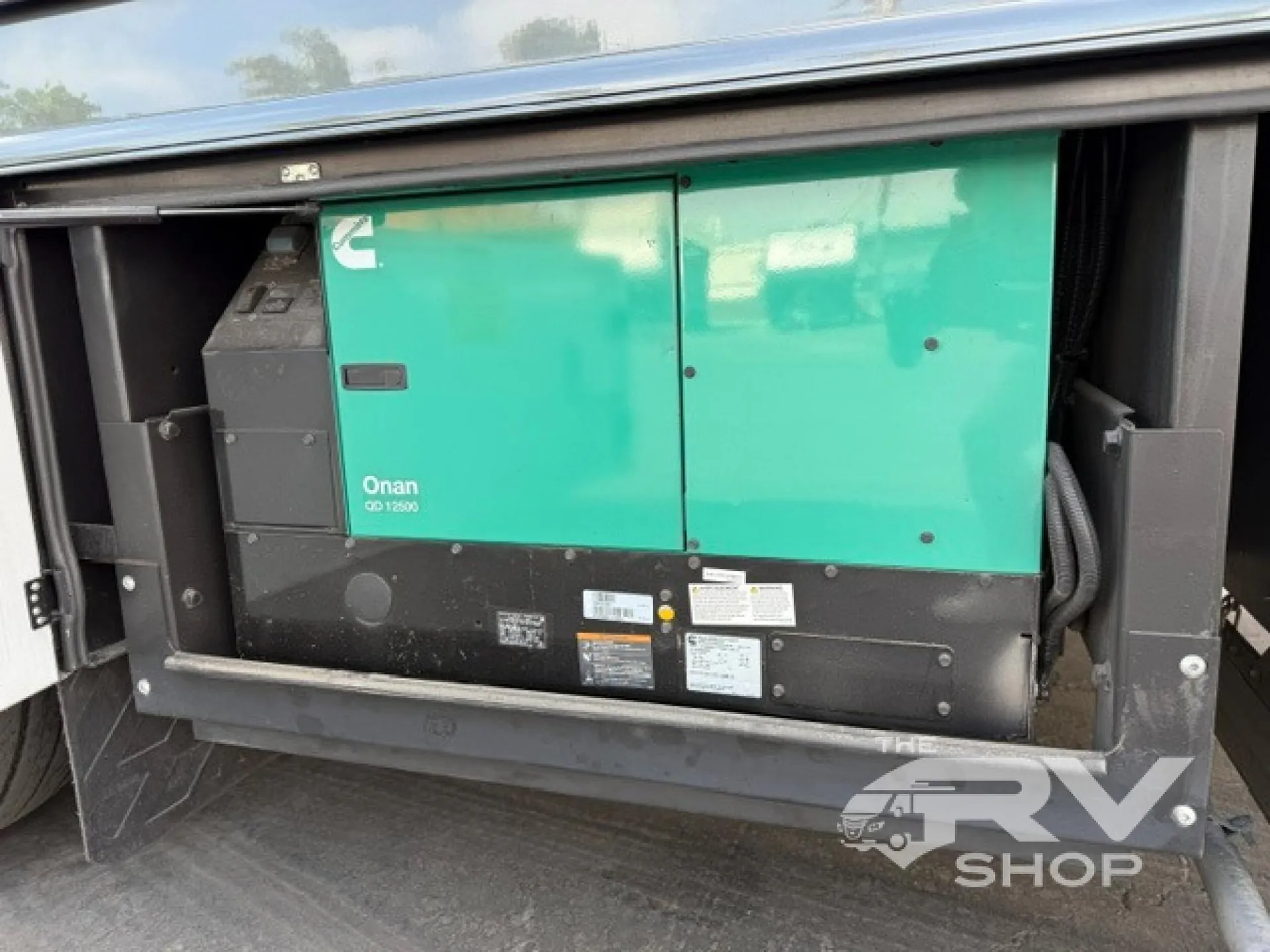 2023 Renegade RV Classic 45CMR - Photo 4