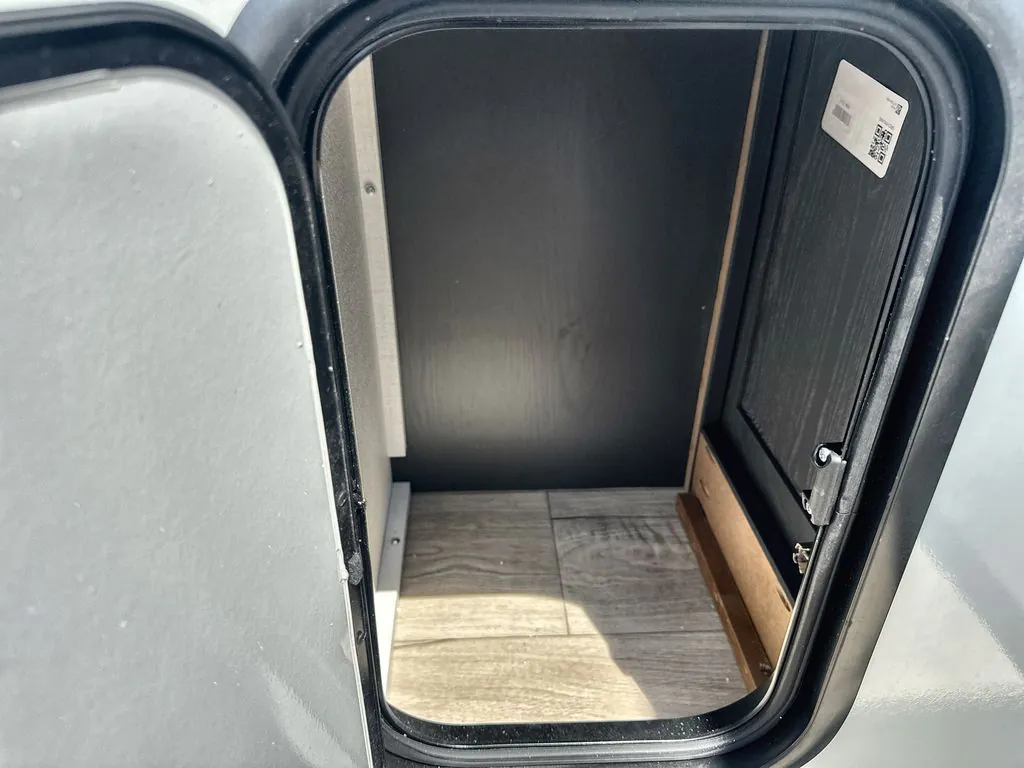 2027 Forest River Flagstaff Super Lite 26MBR — Photo 6