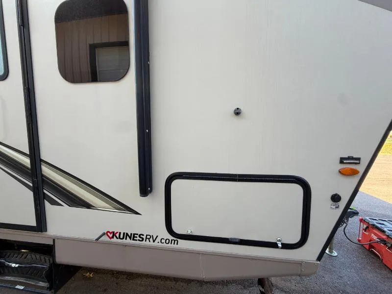 2019 Forest River Rockwood Mini Lite 2509S, Photos photo 16