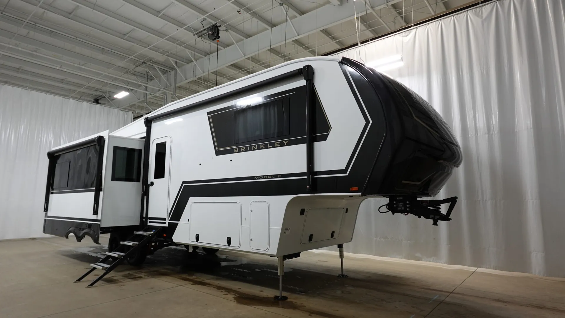 2026 Brinkley Model Z 3100 - Photo 2