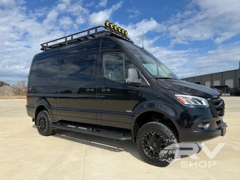 2026 Midwest Automotive Designs Day Cruiser D4 - Main photo