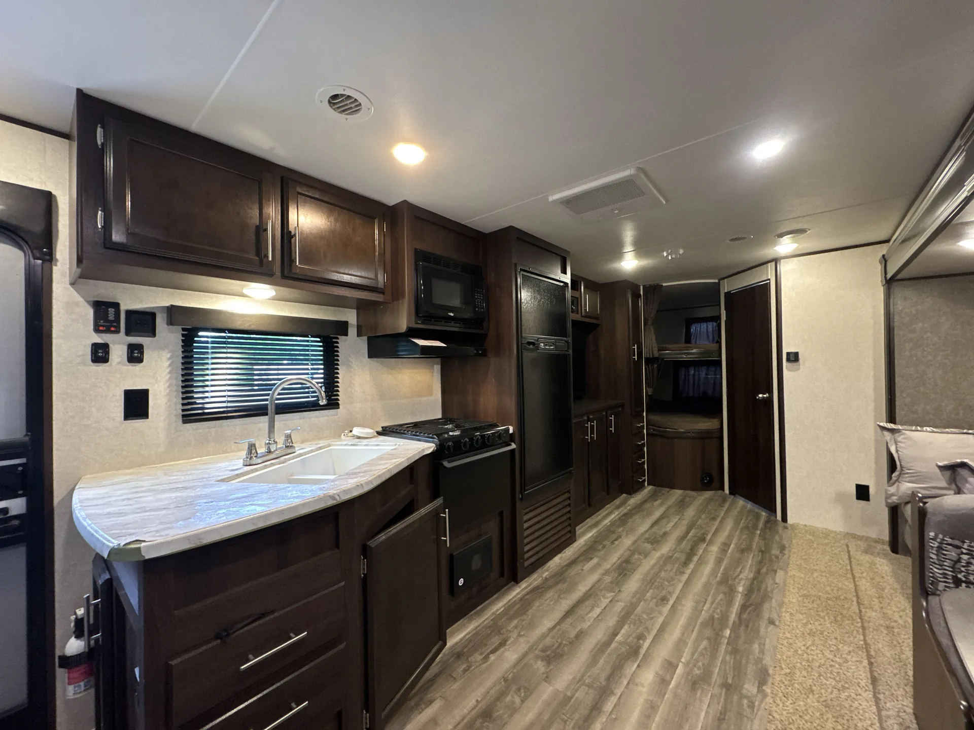2019 Jayco Jay Flight SLX 284BHS — living area main