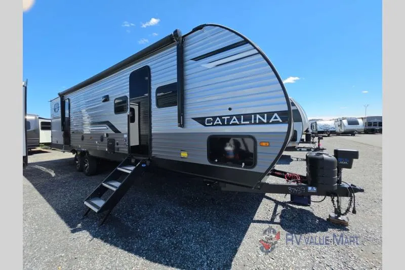 2026 Coachmen Catalina Legacy Edition 323BHDSCK - Photo 2