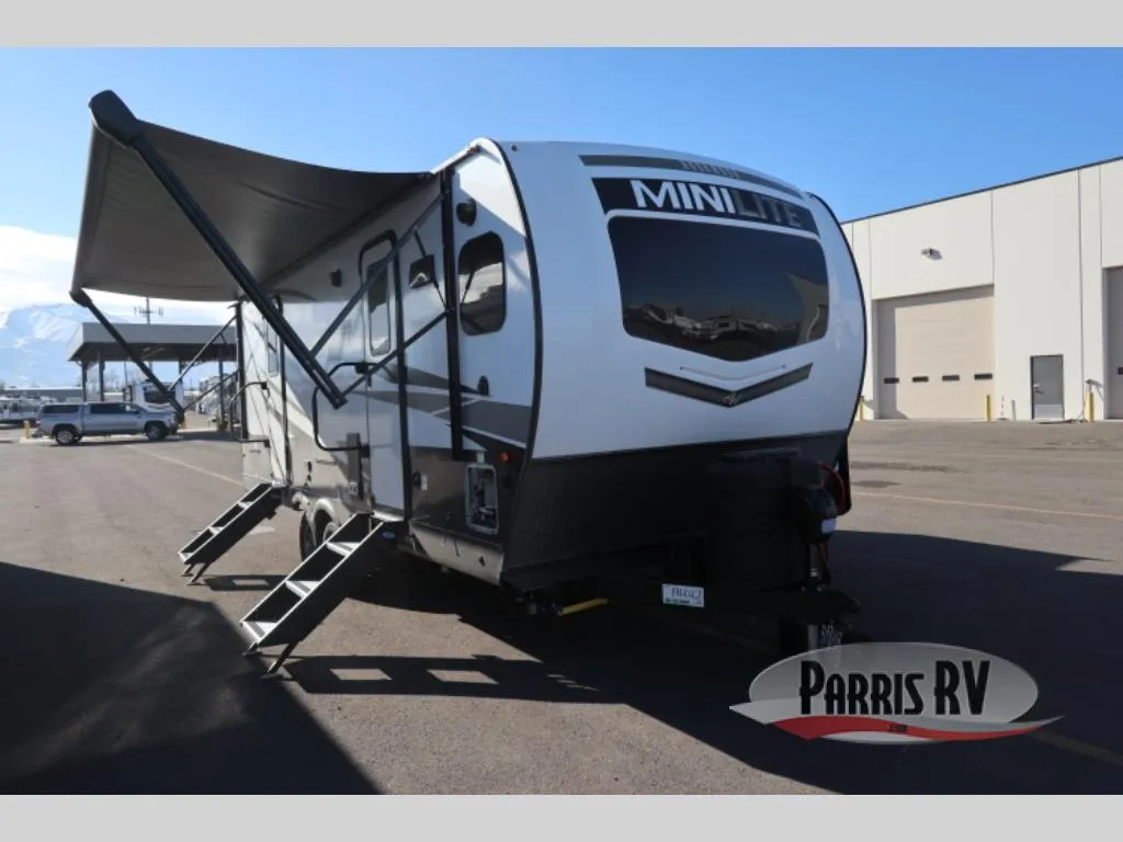2025 Forest River Rockwood Mini Lite 2516S - Photo 2