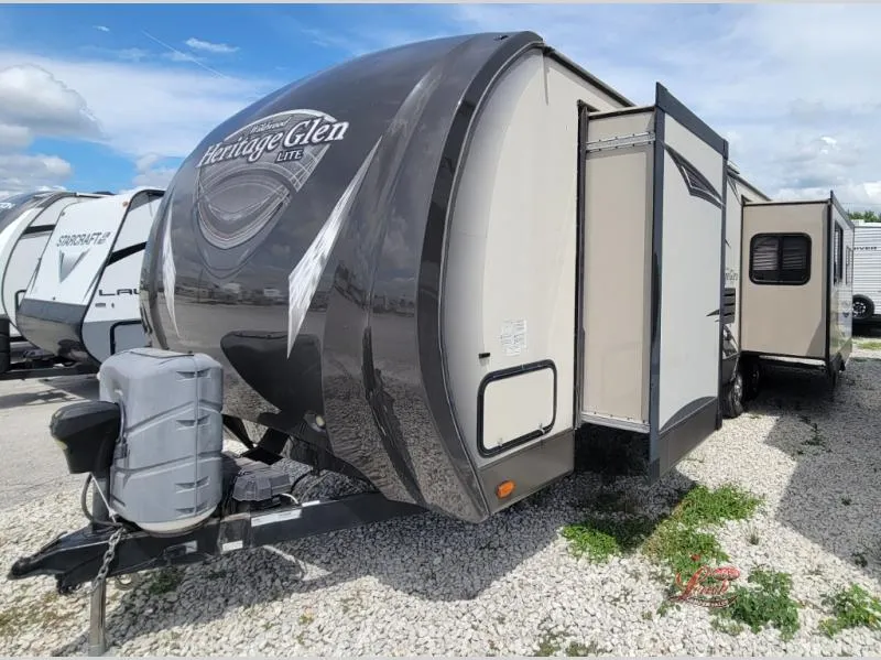 2014 Forest River RV Wildwood Heritage Glen 299RE - Photo 3