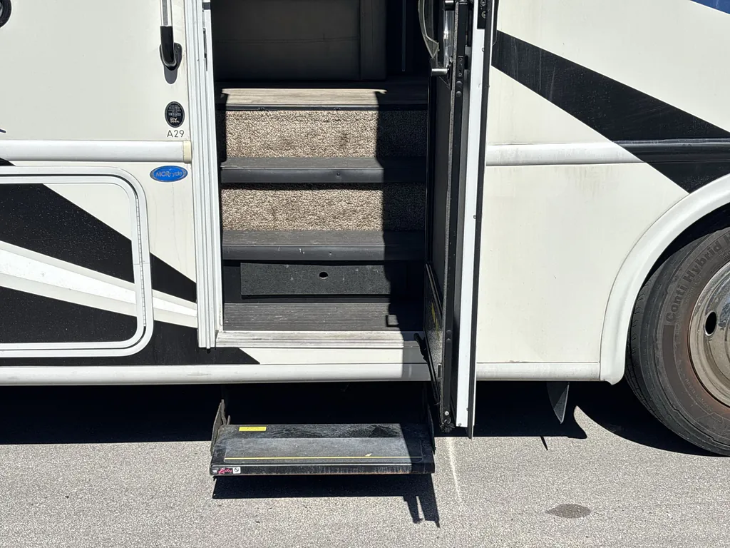 2023 Thor Motor Coach Freedom Traveler A29, Photos photo 27