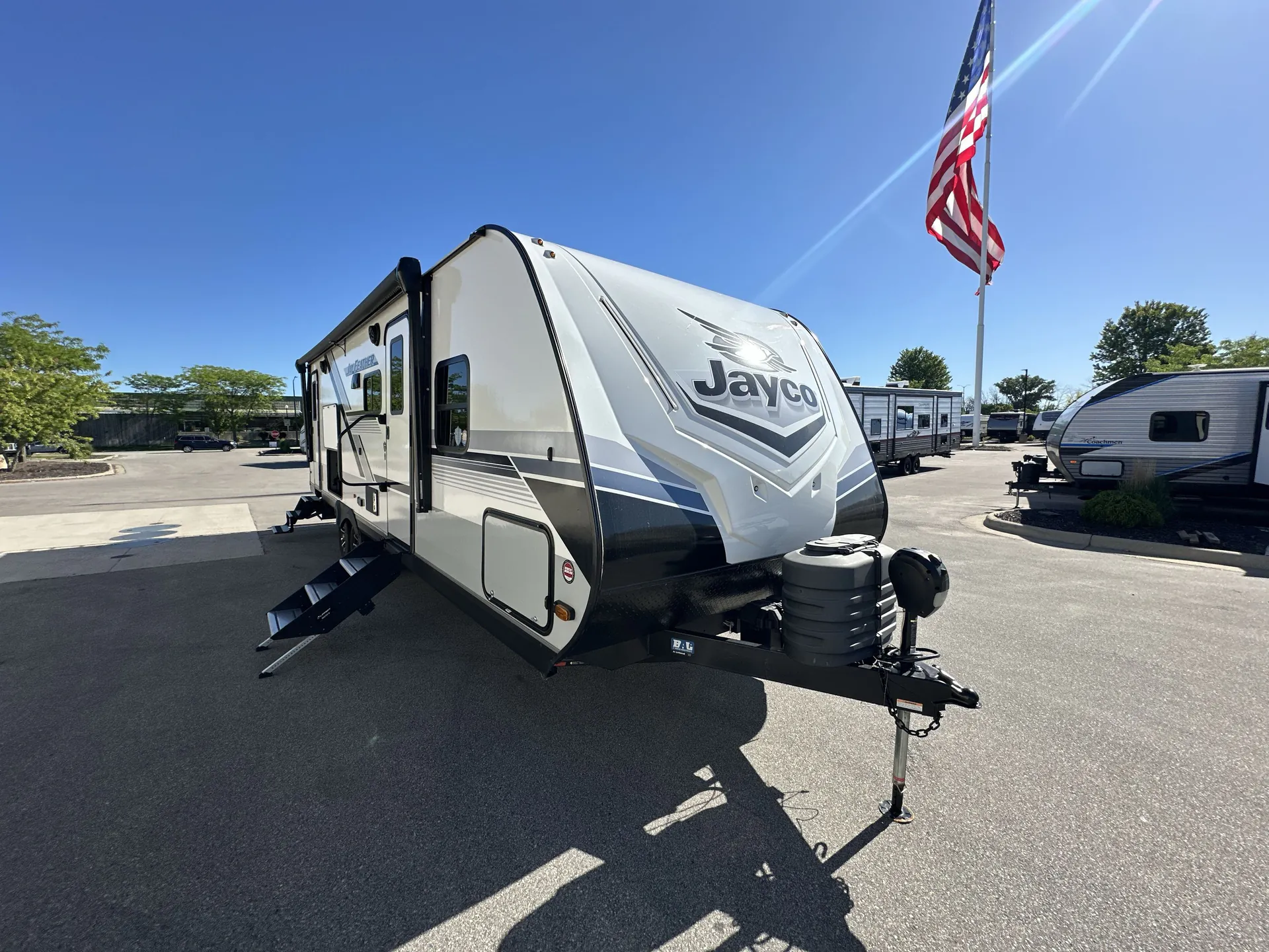 2024 Jayco Jay Feather 27BHB - Photo 2