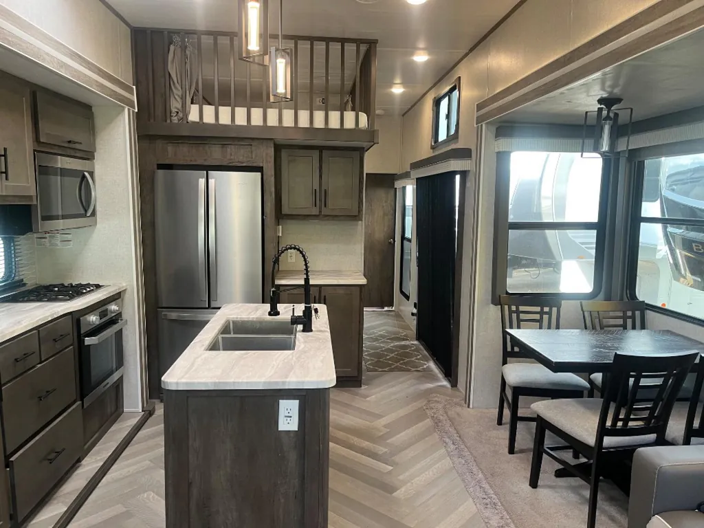 2021 Forest River Salem Grand Villa 42FLDL, Photos photo 6
