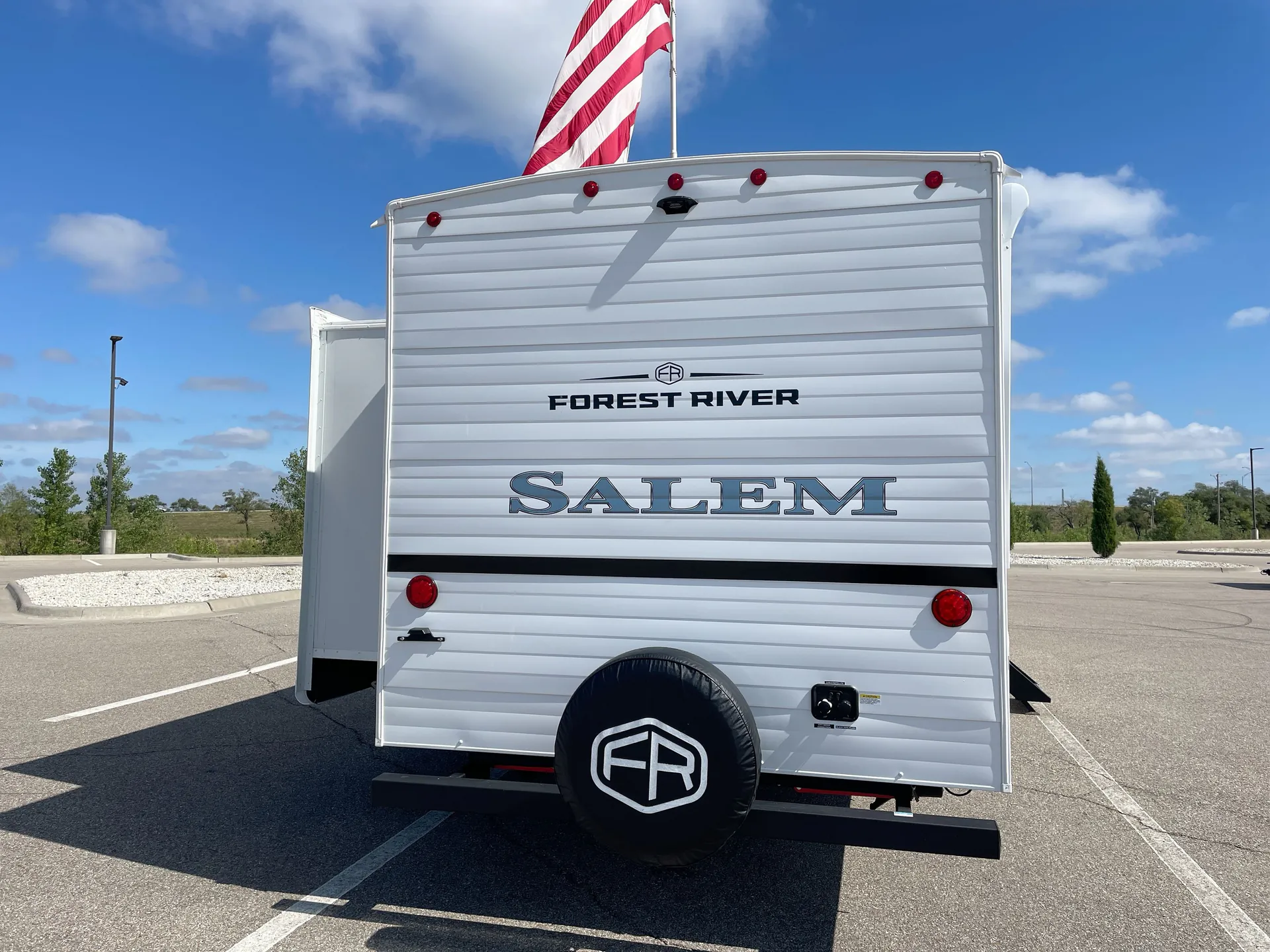 2027 Forest River Salem 27RK — backside